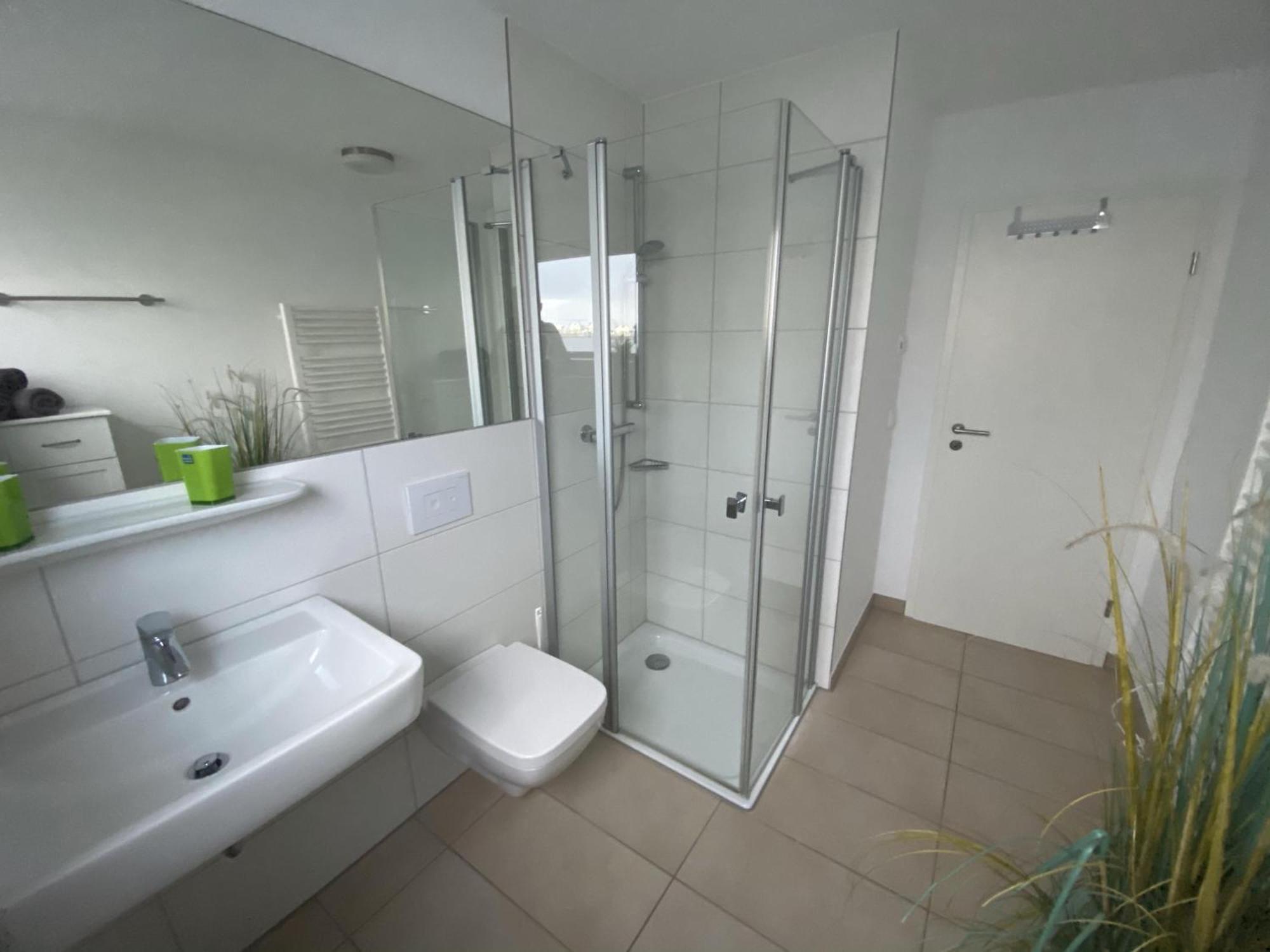 Schwimmendes Ferienhaus Antares One By Seeblick Ferien Oro, Rundum Wasser, Sauna オルペニッツ エクステリア 写真